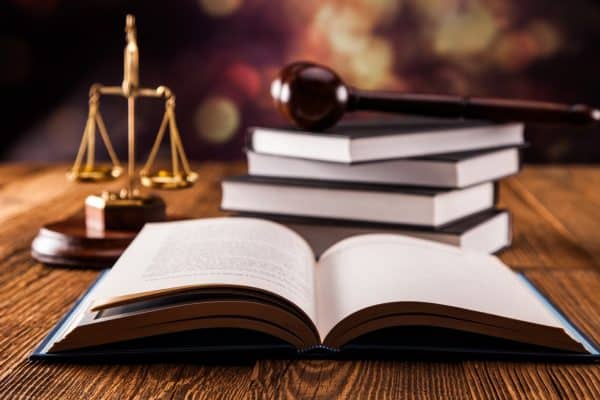 Quel est le domaine du droit des affaires ?