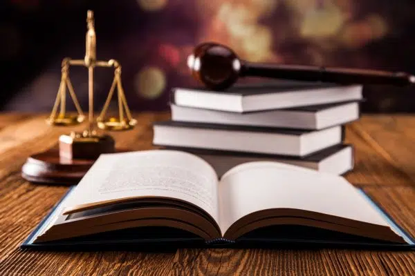 Quel est le domaine du droit des affaires ?